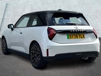 Used Mini Cooper Hatch 133 kW (181 HP) 2024 White Hatchback