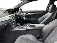 Used Mercedes C180 Sport Edition 156 HP (114 kW) 2015 White Coupe