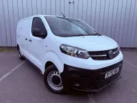 Used Vauxhall Vivaro Edition 120 HP (88 kW) 2020 White MPV