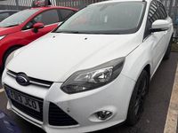 Used Ford Focus Zetec 125 HP (91 kW) 2014 White Hatchback