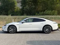 Used Porsche Taycan 419 kW (571 HP) 2020 White Sedan