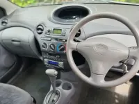 Used Toyota Yaris 2003 Silver Hatchback