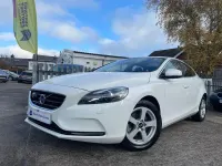 Used Volvo V40 SE 180 HP (132 kW) 2025 White Hatchback