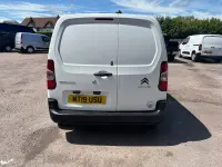 Used Citroën Berlingo 75 HP (55 kW) 2019 White MPV