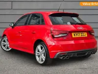 Begagnad Audi A1 Design 2017 Röd Halvkombi