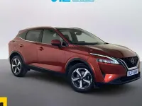 Used Nissan Qashqai N-Connecta 140 HP (102 kW) 2023 Red SUV