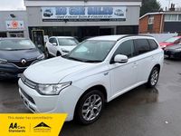 Used Mitsubishi Outlander P-HEV 2015 White Estate