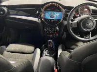 Używany Mini Cooper Hatch 134 KM (98 kW) 2022 Czarny Hatchback