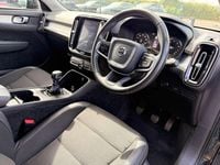 Used Volvo XC40 Momentum 163 HP (119 kW) 2019 Black SUV