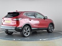 used Nissan Qashqai 1.3 DiG-T N-Connecta 5dr [Glass Roof Pack]