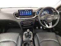 Used Kia XCeed 158 HP (116 kW) 2022 Yellow SUV