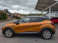 Used Renault Captur Iconic 2020 Orange SUV