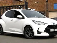 Used Toyota Yaris Hybrid Design 2023 White Hatchback