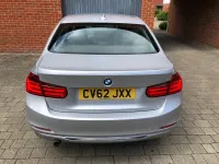 Begagnad BMW 320 Luxury Line 2012 Silver Sedan
