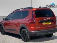 Used Dacia Jogger Extreme 109 HP (80 kW) 2023 Brown MPV