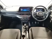 New Hyundai i20 Advanced 100 HP (73 kW) 2025 Red Hatchback