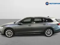 Usado Skoda Superb SE L 2024 Gris Familiar
