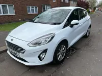 Used Ford Fiesta Zetec 100 HP (73 kW) 2019 White Hatchback