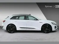 Usado Audi Q8 e-tron Advanced 300 kW (408 CV) 2023 Blanco SUV