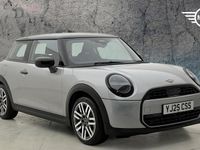 Begagnad Mini Cooper Hatch 154 HK (113 kW) 2025 Silver Halvkombi