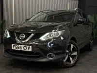 Used Nissan Qashqai N-Connecta 163 HP (119 kW) 2016 Black SUV