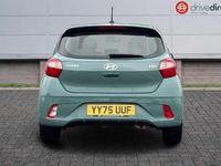 Used Hyundai i10 Advanced 63 HP (46 kW) 2025 Green Hatchback