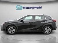 Usado Lexus UX 300e 150 kW (204 HP) 2023 Preto SUV