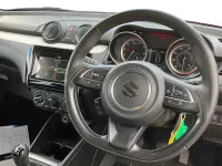 Usado Suzuki Swift SZ-L 83 HP (61 kW) 2023 Vermelho Citadino