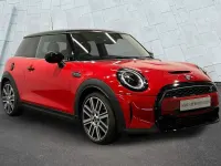 Begagnad Mini Cooper S Exclusive 176 HK (129 kW) 2022 Röd Halvkombi