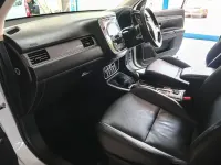 Used Mitsubishi Outlander 150 HP (110 kW) 2018 White SUV