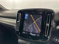 Used Volvo XC40 2018 White SUV