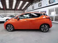 Usado Nissan Micra Tekna 90 HP (66 kW) 2017 Laranja Citadino
