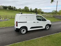 Used Toyota Proace Active 100 HP (73 kW) 2023 White MPV