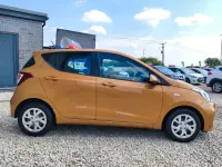 Used Hyundai i10 SE 67 HP (49 kW) 2017 Red Hatchback