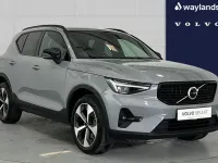 Used Volvo XC40 Plus 161 HP (118 kW) 2025 Grey SUV