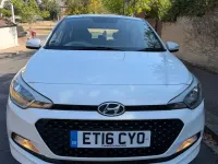 Used Hyundai i20 2016 White Hatchback