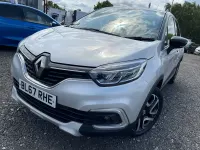 Used Renault Captur Dynamique 90 HP (66 kW) 2017 Silver/black SUV