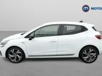 Used Renault Clio RS Line 90 HP (66 kW) 2023 White Hatchback