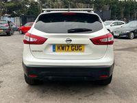 Used Nissan Qashqai Tekna 130 HP (95 kW) 2017 White SUV