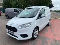 Used Ford Transit Limited 100 HP (73 kW) 2020 White Van