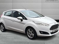 Used Ford Fiesta Zetec 82 HP (60 kW) 2013 White Hatchback