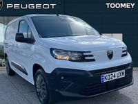 Begagnad Peugeot Partner 102 HK (75 kW) 2024 Vit Minibuss