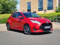 Used Toyota Yaris Design 116 HP (85 kW) 2023 Red Hatchback