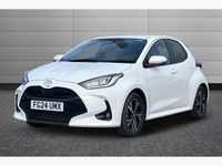 Used Toyota Yaris Hybrid Design 116 HP (85 kW) 2024 White Hatchback