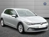 Begagnad VW Golf VIII 130 HK (95 kW) 2021