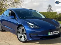 Używany Tesla Model 3 11 kW (15 KM) 2021 Sedan/Limuzyna