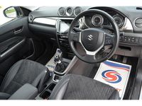 Used Suzuki Vitara SZ5 129 HP (94 kW) 2021 Silver SUV