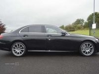 Usado Mercedes E220 AMG line 191 CV (140 kW) 2020 Negro Berlina
