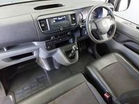 Used Vauxhall Vivaro Edition 100 HP (73 kW) 2020 Grey MPV