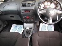 Begagnad Alfa Romeo GT 2007 Sportkupé